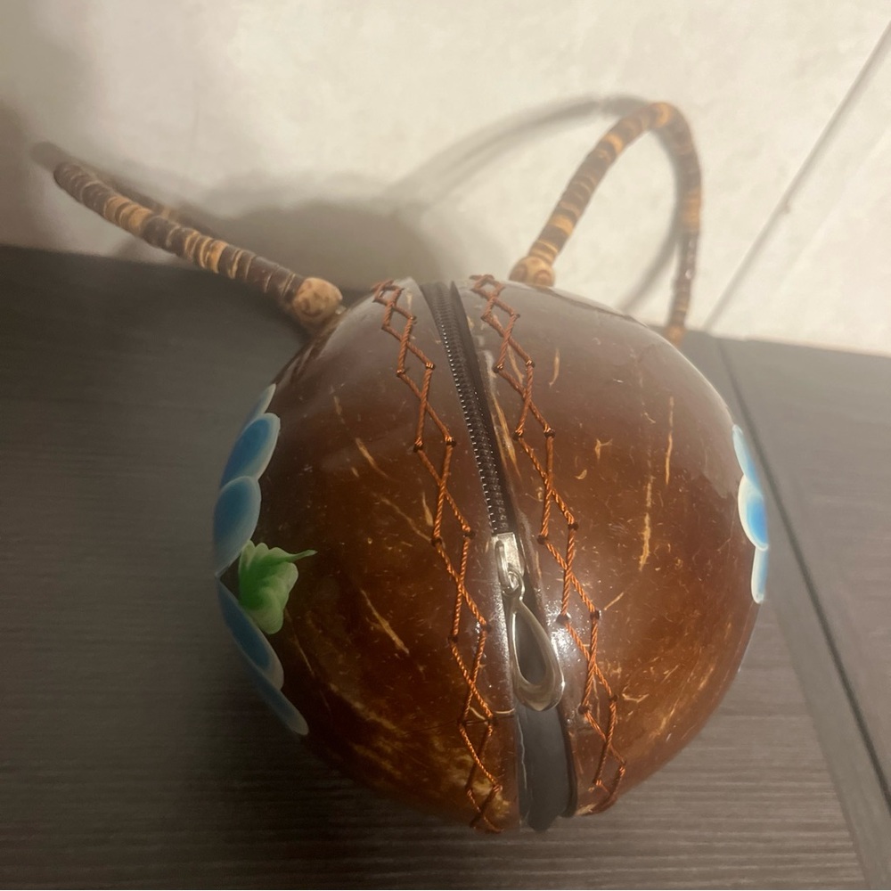 Handcrafted Blue‎ Floral Coconut Shell Decor - Picture 3 of 4